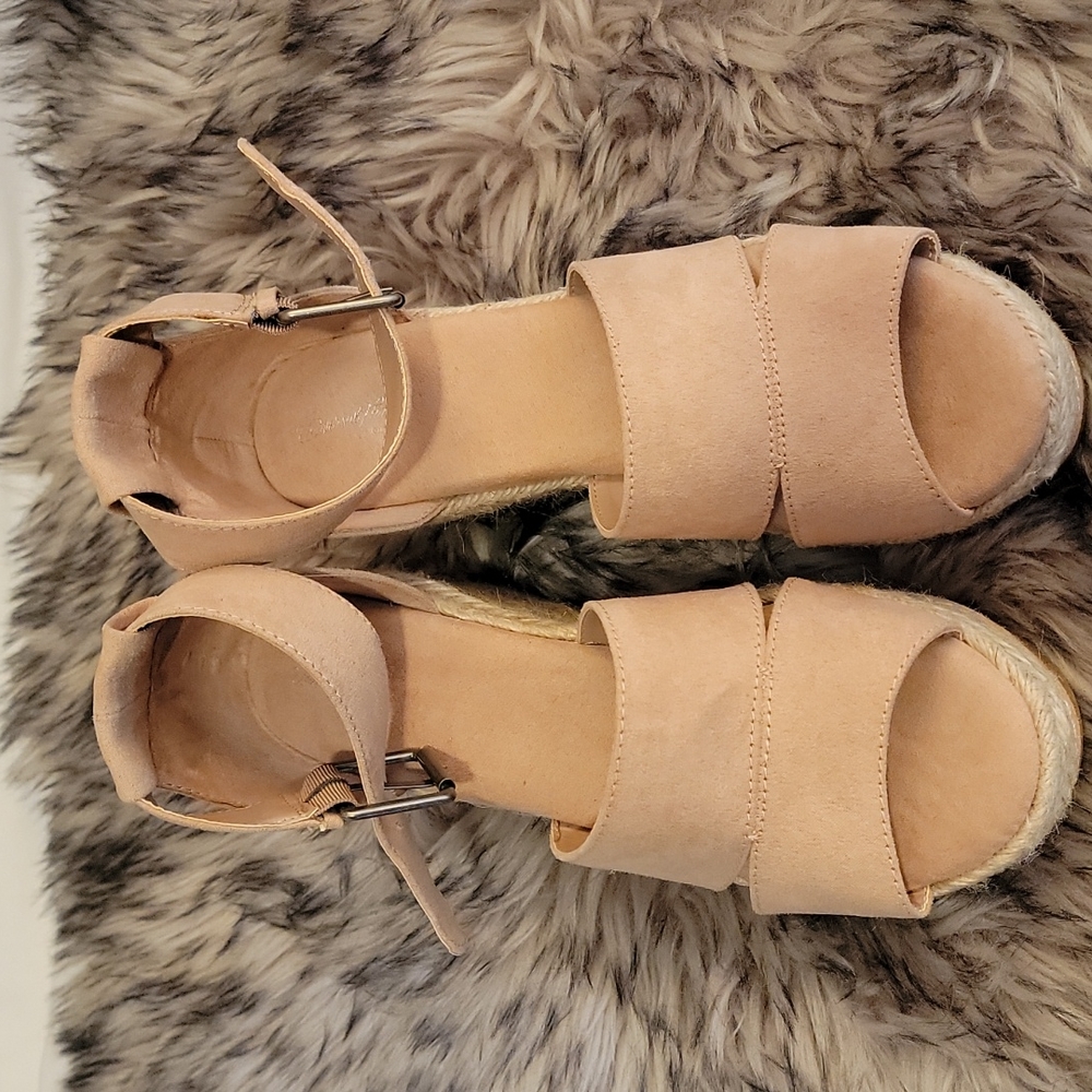 Universal Thread Suede Wedge Shoes